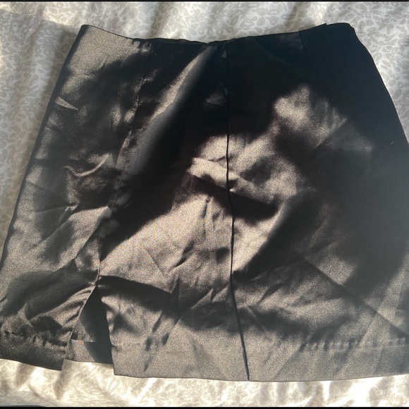 Black Satin Mini Skirt - Picture 1 of 2